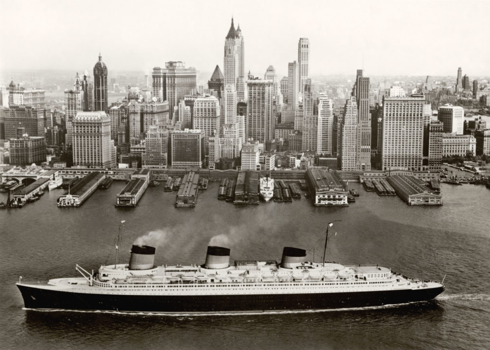Le Normandie à New York, 1935-39 © Collection French Lines