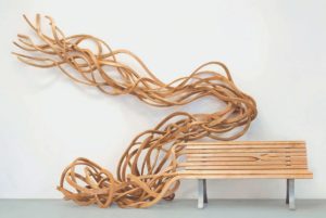 Aladin Spaghetti bench, 2013 Bois et acier, 267 x 412 x 113 cm © Rodrigo Reinoso © Carpenters Workshop Gallery