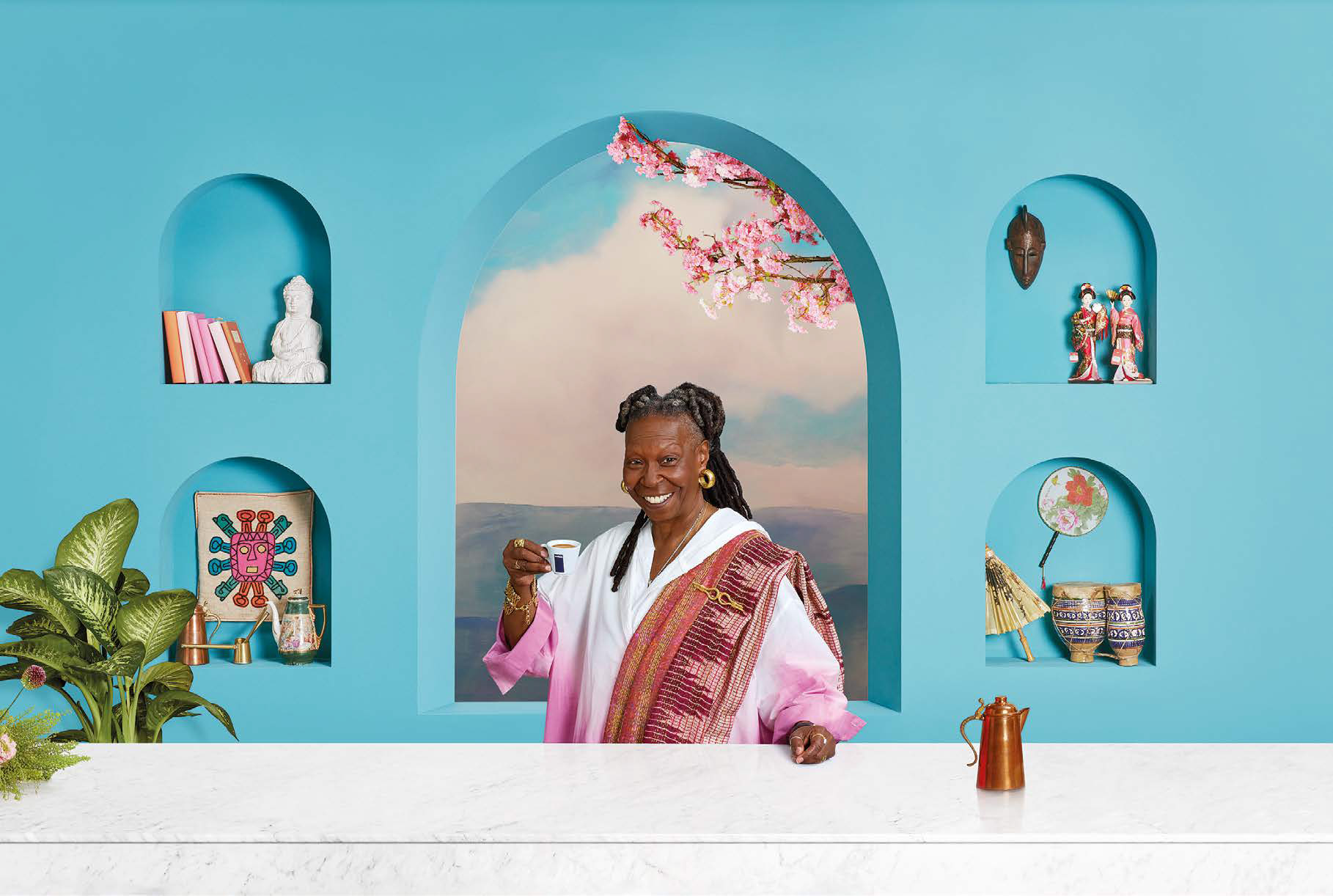 Whoopi Goldberg Actrice, chanteuse et productrice américaine Mois de février du calendrier exclusif Lavazza 2025 « Let’s blend ! 130 years forward » © Omar Victor Diop