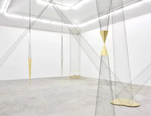 ARTUR LESCHER – MILLE CORDES À SON ARC