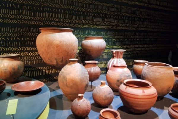 Exposition « Potières d’Afrique » au musée des Confluences 28 juin 2016 – 30 avril 2017
© Photo Musée Ariana, Ville de Genève